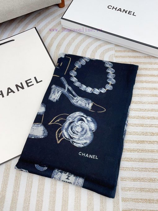 CHANEL's latest flagship Chanel accessory long scarf, which is very easy to match for both vjcxarn8h - Image 3