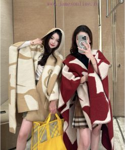 Burberry Pullover War Horse Cloak Shawl Burberry Autumn and Winter New Mothers' Price awesom1y8unst9