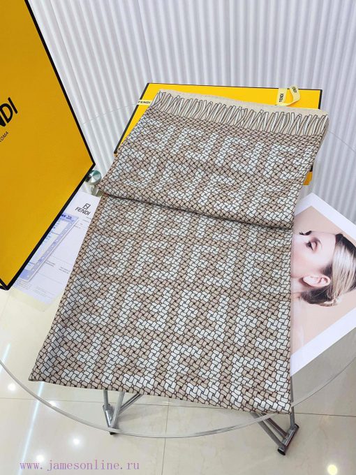 New FENDI hot selling items with explosive fashion index, whether it's a shawl or scarf, lea5ao6qhqt - Image 4