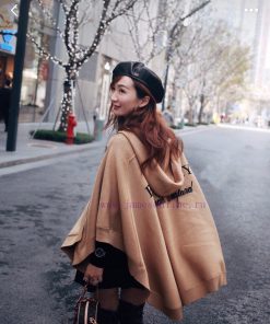 The BURBERRY hooded cape is definitely the most amazing product on the market, made of real 96bze8mg