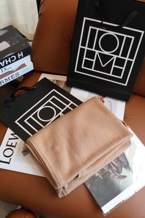 Toteme ‮ Pure color ‬ Comfortable texture ‮ Triangular corner ‮ Scarf circumference ‬ Shawl‮6lv2v80i - Image 5
