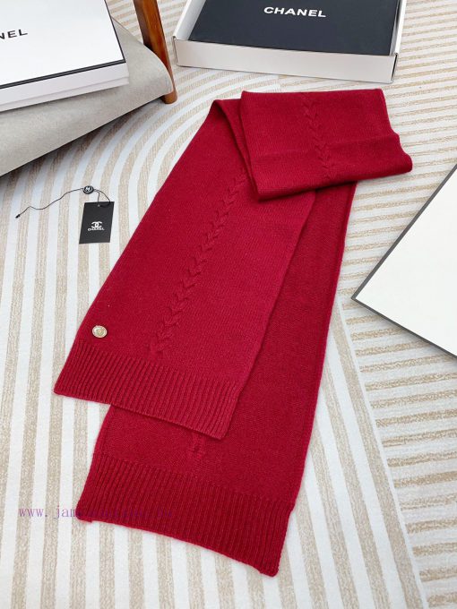 I can guarantee that I will love the super warm Chanel autumn and winter collection. With mysl5av4r9 - Image 5