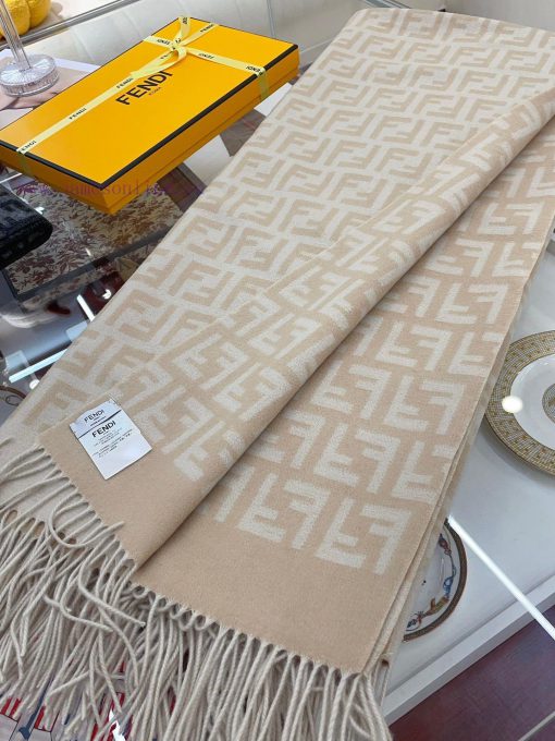 Fendi FF letter blanket channel is the best among the top quality counterfeit goods The favoc7qoiopj - Image 8