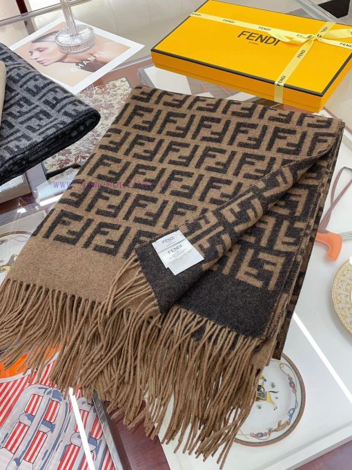 Fendi FF letter blanket channel is the best among the top quality counterfeit goods The favobgvpnoyi - Image 6