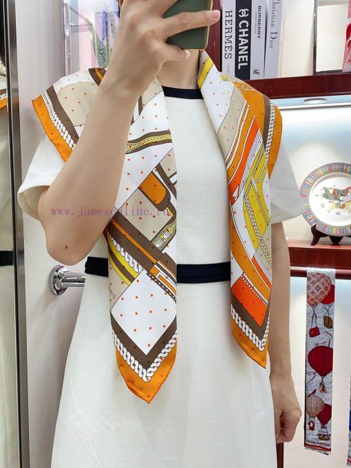 18mm double-sided same color HERMES silk new model is recommended for its beautiful appearan0a2m2g09
