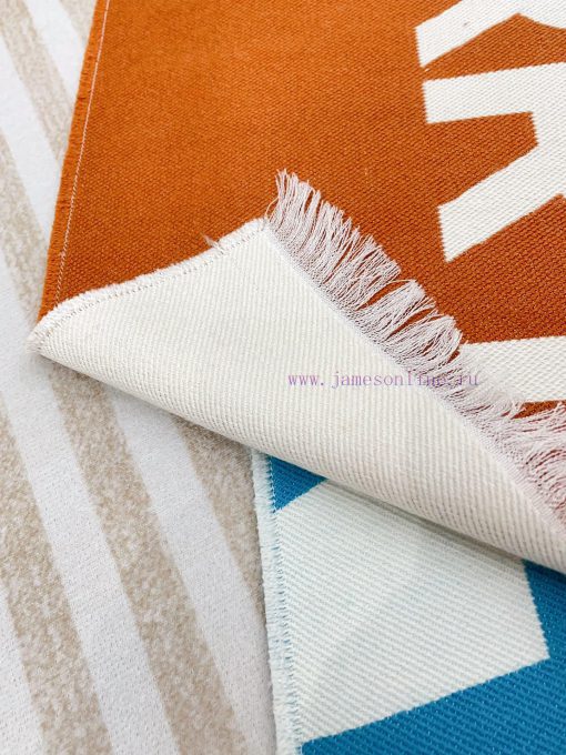 From the moment this Burberry shawl was released, it was almost impossible to wait for it foh39xo306 - Image 7