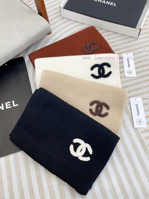 CHANEL cashmere long scarves are top-notch original products that are unparalleled in beauty73f7y1cp - Image 3
