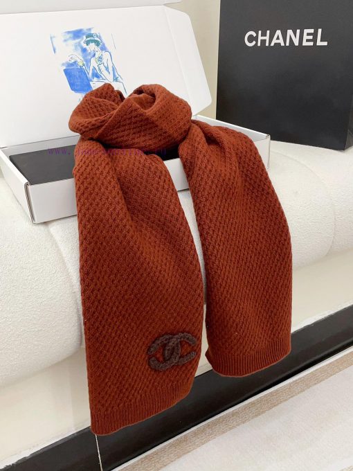 CHANEL cashmere long scarves are top-notch original products that are unparalleled in beauty73f7y1cp - Image 9