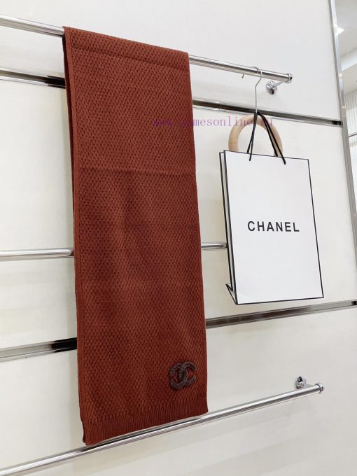 CHANEL cashmere long scarves are top-notch original products that are unparalleled in beauty73f7y1cp - Image 10