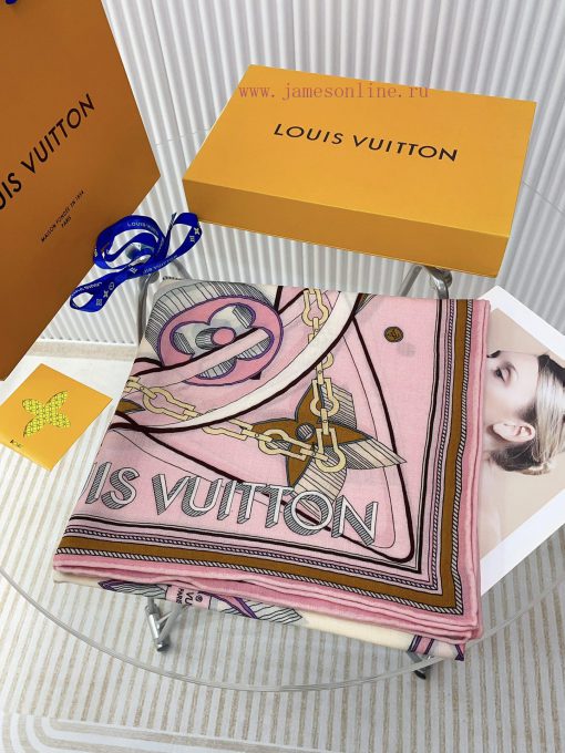 LV elegant and noble baby like soft touch full logo printed velvet print cleverly uses the p7m1pemx4 - Image 3