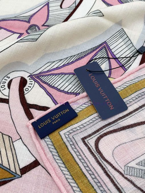 LV elegant and noble baby like soft touch full logo printed velvet print cleverly uses the p7m1pemx4 - Image 10