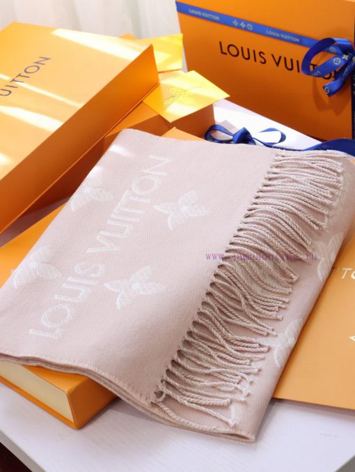 Phantom style latest LV official website synchronized metal wire double row logo wool scarf g7iq1d42 - Image 5