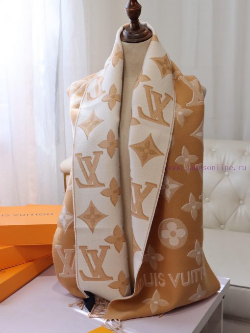 Phantom style latest LV official website synchronized metal wire double row logo wool scarf 7mdst6mz - Image 10