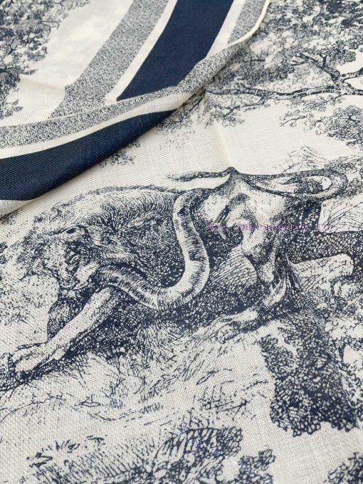 Dior's latest flagship product, the D animal model, is a 140 square scarf that is very easy sfxf32ey - Image 10