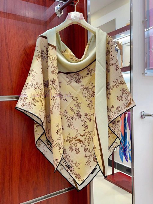 LV elegant and noble baby like soft touch floral deep V velvet print cleverly uses the patte8th0gqhy - Image 7