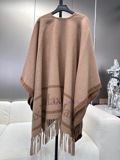 𝐌𝐚𝐱𝐦𝐚𝐫𝐚 Double sided cloakBull goods, with an undisputed temperamentThe most in fashion capet5ed4jbk - Image 6