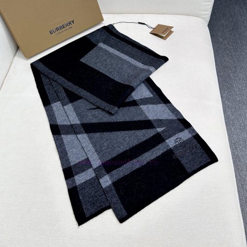 Burberry's best-selling product has been upgraded to a very soft and skin friendly high-end 9gvfc0wz - Image 7