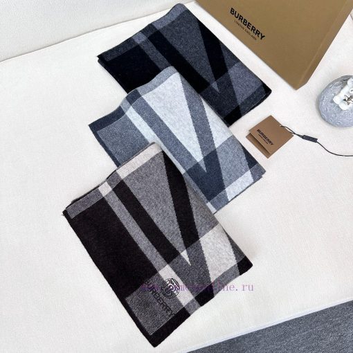Burberry's best-selling product has been upgraded to a very soft and skin friendly high-end 9gvfc0wz - Image 10