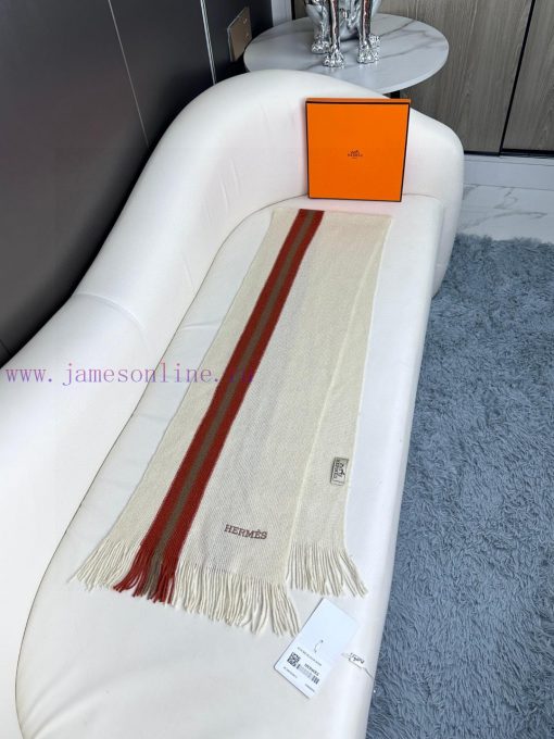 The 2023 unisex collection features 100% pure cashmere Hermes, a high-end cashmere knitted siblzmsih - Image 4