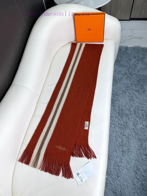 The 2023 unisex collection features 100% pure cashmere Hermes, a high-end cashmere knitted s8ruckvtl - Image 4