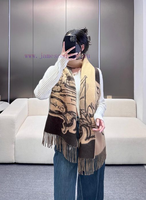 High qualityHigh quality 𝐁𝐮𝐫𝐛𝐞𝐫𝐫𝐲 Tower Bridge patterned cashmere scarfSize210 x 47cm 100% cpl50q8yq - Image 3