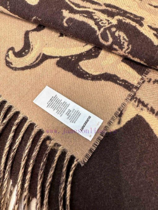 High qualityHigh quality 𝐁𝐮𝐫𝐛𝐞𝐫𝐫𝐲 Tower Bridge patterned cashmere scarfSize210 x 47cm 100% cpl50q8yq - Image 10