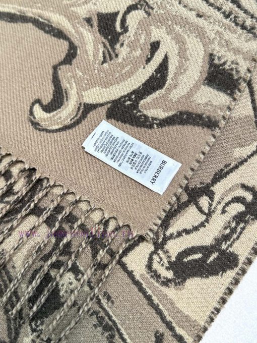 Affordable versionHigh quality 𝐁𝐮𝐫𝐛𝐞𝐫𝐫𝐲 Tower Bridge patterned cashmere scarfSize210 x 47cm p0372qas - Image 10