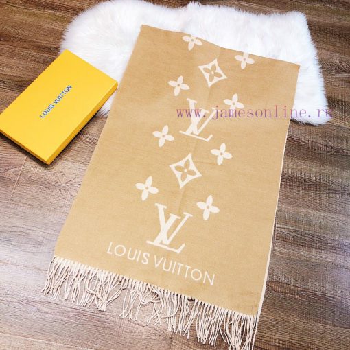 Louis Vuitton high-end rabbit fur scarf shawl with classic clover pattern paired with brand 0vnldndc - Image 3