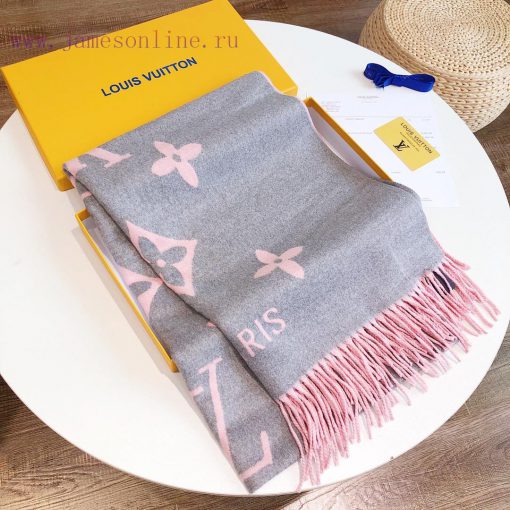 Louis Vuitton high-end rabbit fur scarf shawl with classic clover pattern paired with brand 06qthtiw - Image 5