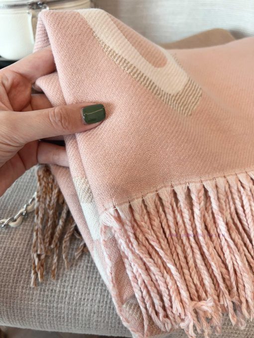 Luoyiwei Y-LOE-1002LW Caizhi Long Scarf is very lucky to have obtained this brand's productsp46qetf7 - Image 5