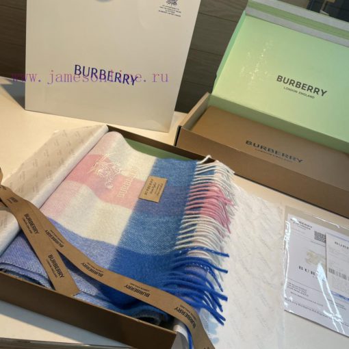 Burberry plaid scarf ️ It looks crazy, so stylish and charming ️ I really like this very refyztb3o0r - Image 3