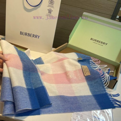 Burberry plaid scarf ️ It looks crazy, so stylish and charming ️ I really like this very refyztb3o0r - Image 7