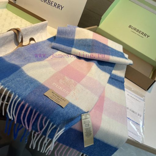 Burberry plaid scarf ️ It looks crazy, so stylish and charming ️ I really like this very refyztb3o0r - Image 8