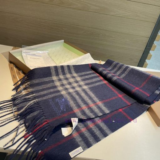 Burberry plaid scarf ️ It looks crazy, so stylish and charming ️ I really like this very refwz1vy6tb - Image 8