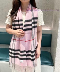 The Burberry scarf is a perfect fit for both men and women, with a super gentle and stylish m2vu44fb