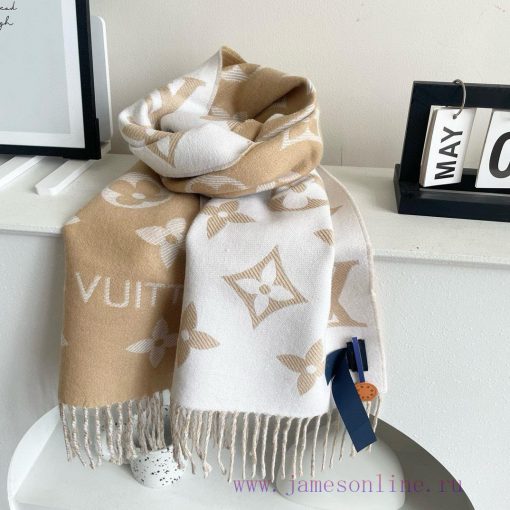 Finally shipped, this year's hottest pink and white scarf, the LV Essential scarf, focuses oj0opt4p7 - Image 8