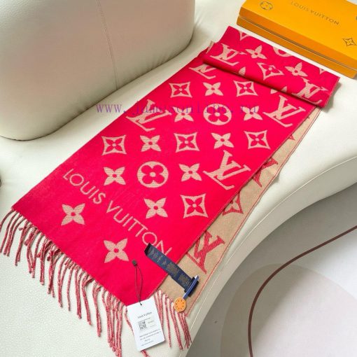 Finally shipped, this year's hottest pink and white scarf, the LV Essential scarf, focuses oknyisp5c - Image 5