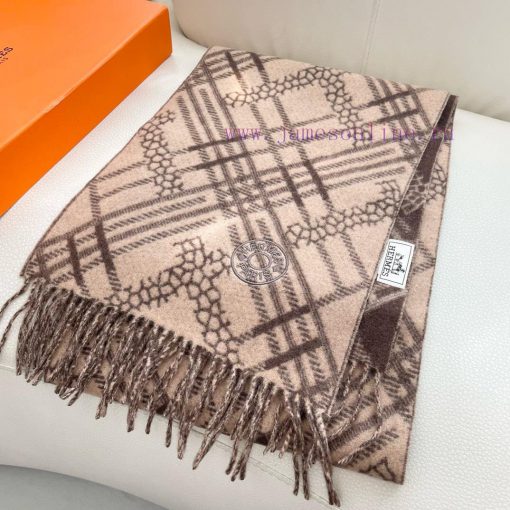 Buy and cherish the 2024 Herm è s men's and women's scarves! They are all export orders, so z2vt87ha - Image 4