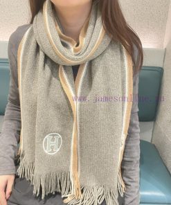Buy and cherish the 2024 Herm è s men's and women's scarves! They are all export orders, so 36iv1h0d