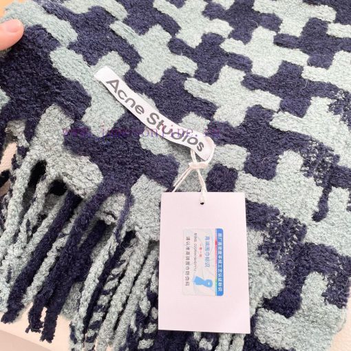 Aikni Thousand Bird Grid ScarfA niche big brand that focuses on youthful dressing. A fluffy uc1v8m8m - Image 10
