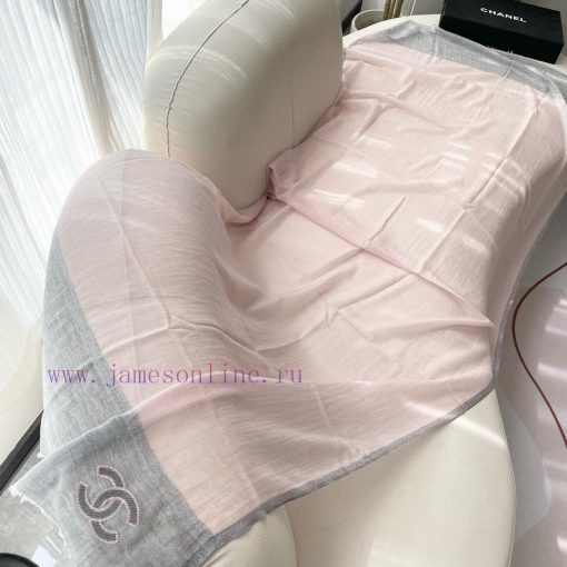 Chanel's new models are slow to come in hand. Grab top of the line original products, unpara20rr825j - Image 5