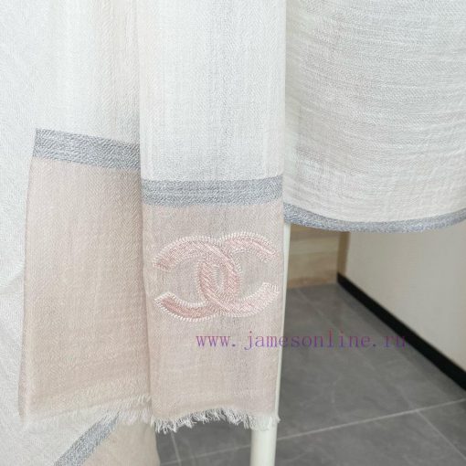 Chanel's new models are slow to come in hand. Grab top of the line original products, unpara653n7yhz - Image 10