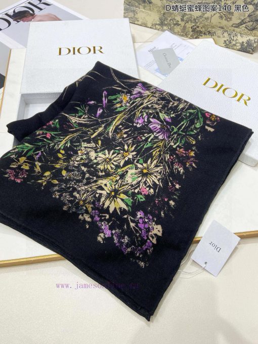 The new Dior D Dragonfly Bee Pattern 140 Cashmere Square Scarf is highly recommended for VIPeaop500m - Image 4