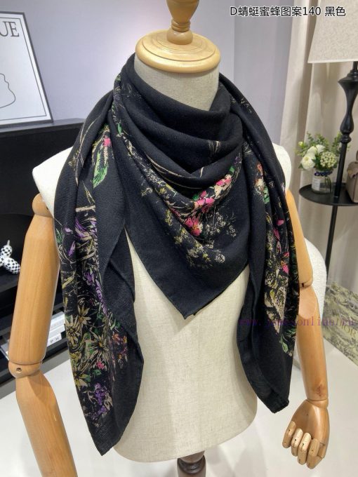The new Dior D Dragonfly Bee Pattern 140 Cashmere Square Scarf is highly recommended for VIPeaop500m - Image 5