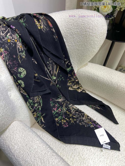The new Dior D Dragonfly Bee Pattern 140 Cashmere Square Scarf is highly recommended for VIPeaop500m - Image 8