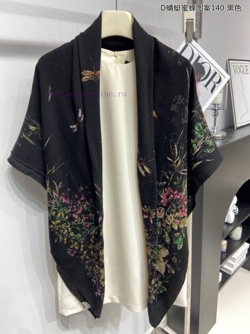 The new Dior D Dragonfly Bee Pattern 140 Cashmere Square Scarf is highly recommended for VIPeaop500m - Image 12
