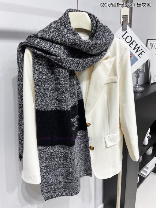 Chanel's new Chanel ribbed knitted scarf is so beautiful [tears]. It is a top-notch new prod209c8shn - Image 8