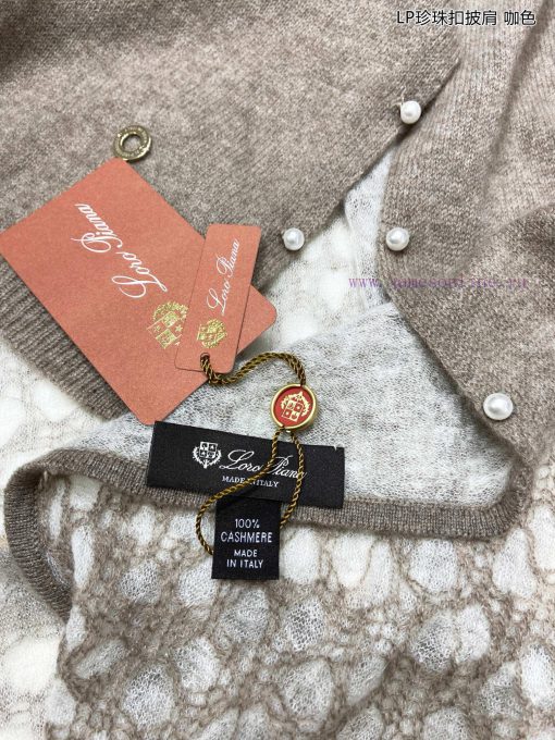 The new Loro Piana Cattle LP Pearl Button Shawl is a multifunctional shawl that can be wrapp66f7o4pp - Image 12