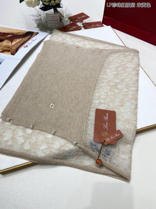 The new Loro Piana Cattle LP Pearl Button Shawl is a multifunctional shawl that can be wrappo2629vzk - Image 11