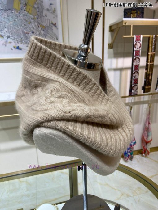The newly released Loro Piana Cattle LP Knitted Neck Hoodie is a combination of a neck and ad1iynz86 - Image 8